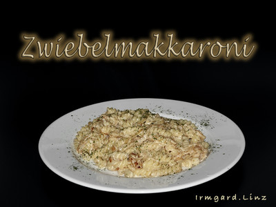 Zwiebelmakkaroni Rezept