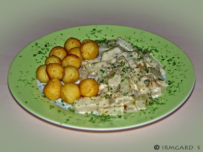 Kohlrabigemüse mit Kartoffelbällchen Rezept