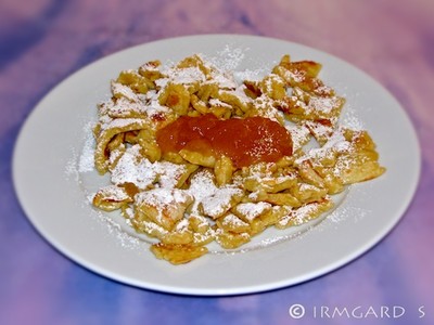 Kaiserschmarren mit Hollergelee Rezept